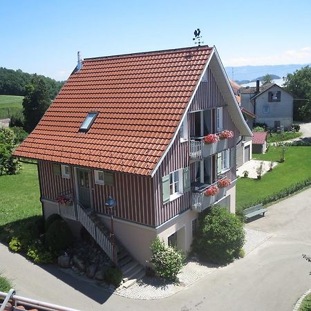 Gaestehaus Frohe Aussicht Kressbronn am Bodensee Bagian luar foto