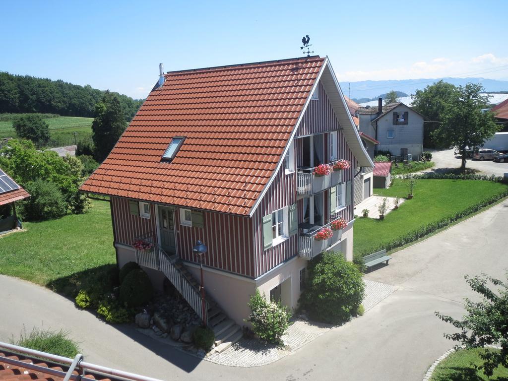 Gaestehaus Frohe Aussicht Kressbronn am Bodensee Bagian luar foto